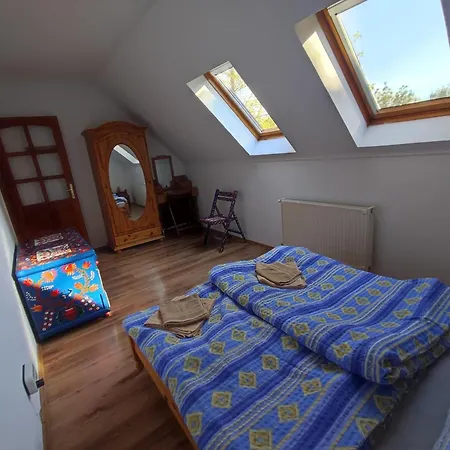 Tulipanos Haz アパート ヴァレンツァ