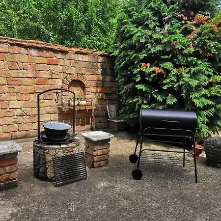 Tulipanos Haz アパート