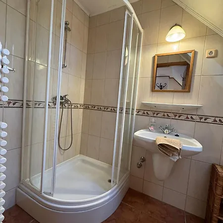 Tulipanos Haz アパート