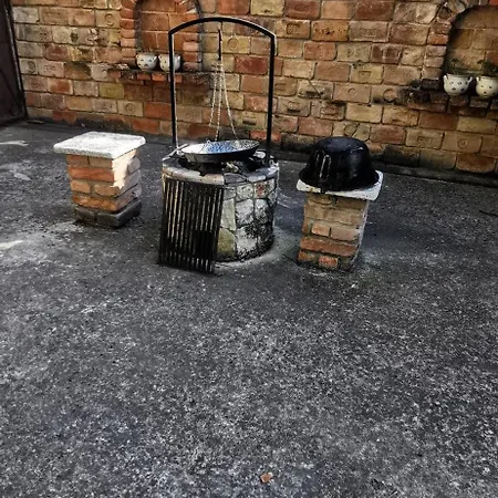 Tulipanos Haz アパート ヴァレンツァ