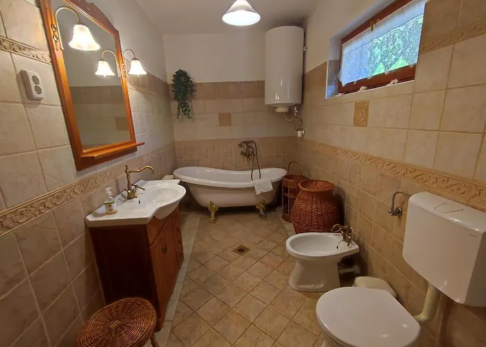 Tulipanos Haz * Velence